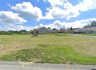 1160 Augusta Cir, North Huntingdon, PA 15642