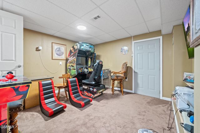 1717 Meadow Ridge Circle, Sevierville, TN 37862