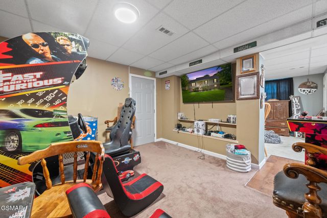 1717 Meadow Ridge Circle, Sevierville, TN 37862