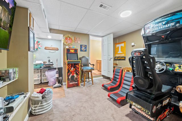 1717 Meadow Ridge Circle, Sevierville, TN 37862