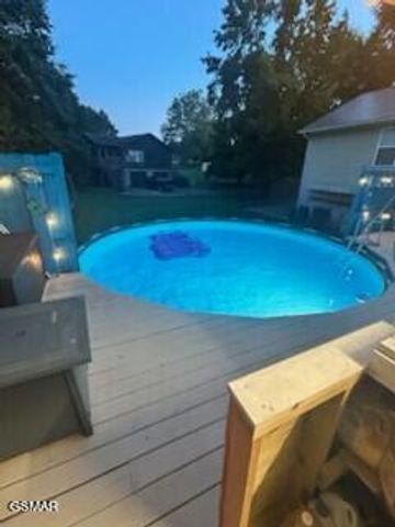 1717 Meadow Ridge Circle, Sevierville, TN 37862