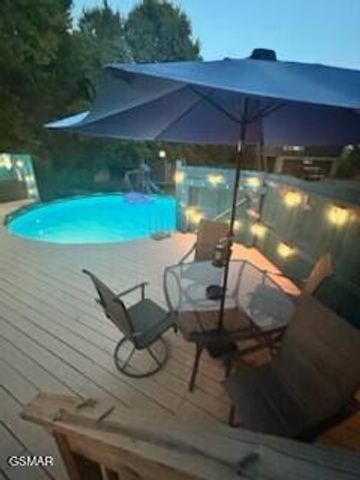 1717 Meadow Ridge Circle, Sevierville, TN 37862