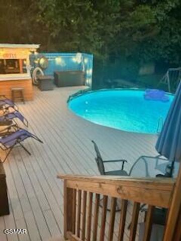 1717 Meadow Ridge Circle, Sevierville, TN 37862