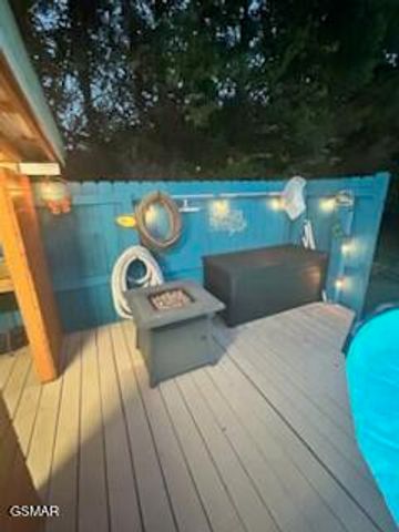 1717 Meadow Ridge Circle, Sevierville, TN 37862