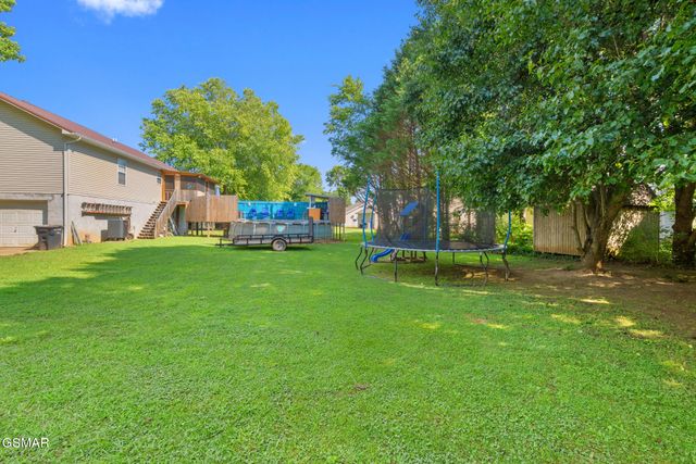 1717 Meadow Ridge Circle, Sevierville, TN 37862