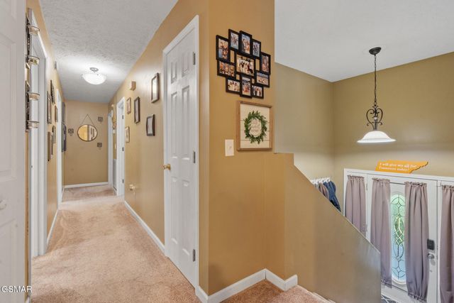 1717 Meadow Ridge Circle, Sevierville, TN 37862
