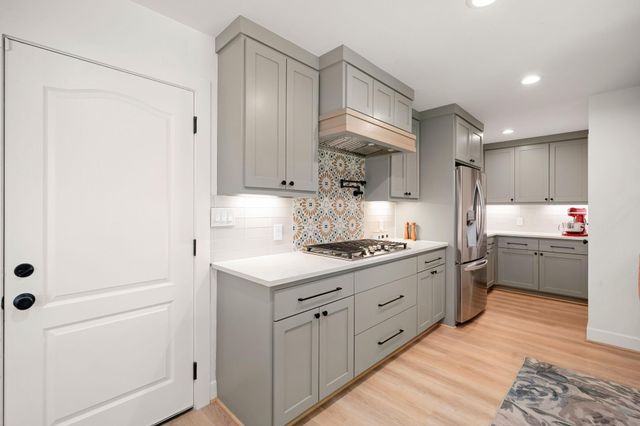 2311 Stoney Brook Drive, Houston, TX 77063
