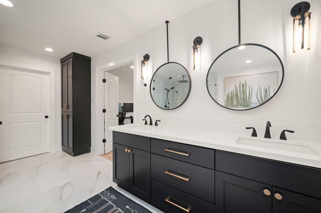 2311 Stoney Brook Drive, Houston, TX 77063
