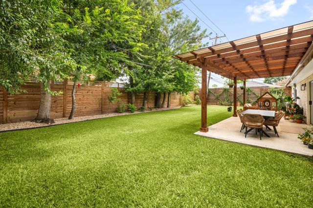 2311 Stoney Brook Drive, Houston, TX 77063