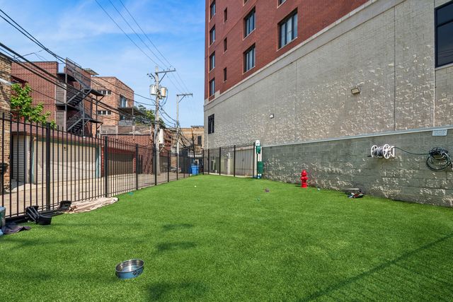 3232 N Halsted Street D712, Chicago, IL 60657