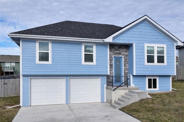 2228 Chanticleer Street, Excelsior Springs, MO 64024