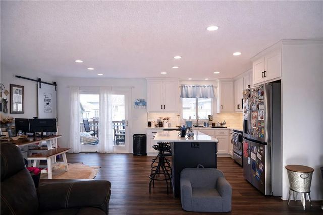 2228 Chanticleer Street, Excelsior Springs, MO 64024