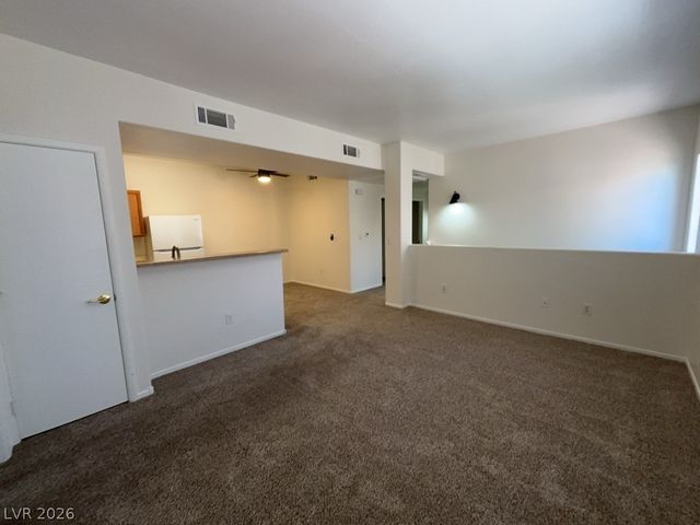 2111 Hussium Hills Street 202, Las Vegas, NV 89108