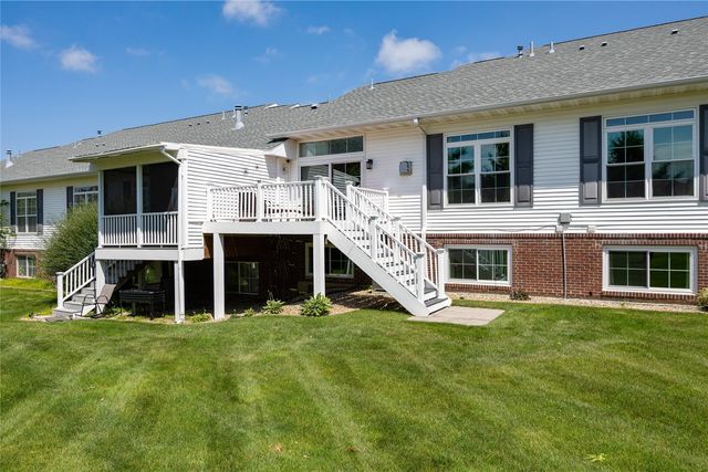 2665 Hunter's Ridge Road, Marion, IA 52302
