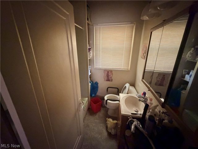 1214 Mckinley Avenue, Akron, OH 44306
