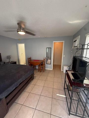 2081 Joy Rene Lane, North Palm Beach, FL 33408