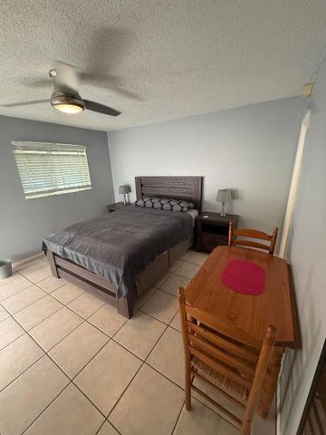 2081 Joy Rene Lane, North Palm Beach, FL 33408