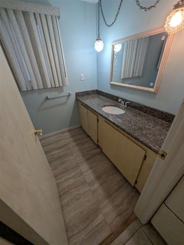 11235 Common Road, Warren, MI 48093