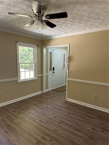 3305 Maple Ridge Court, Suwanee, GA 30024