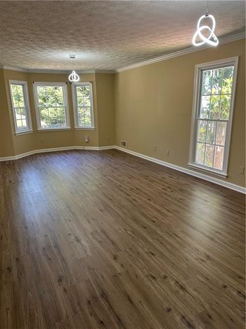 3305 Maple Ridge Court, Suwanee, GA 30024