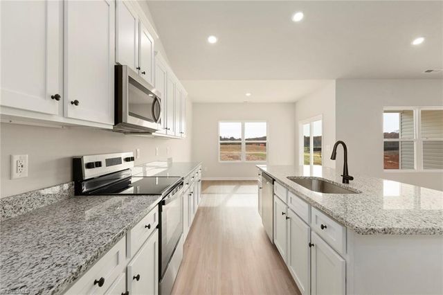 224 Macintosh Drive, King, NC 27021