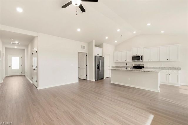 224 Macintosh Drive, King, NC 27021