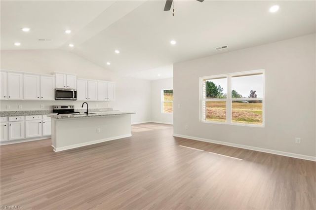 224 Macintosh Drive, King, NC 27021