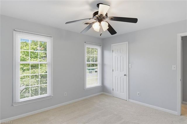 1384 Apple Cross Court, Kernersville, NC 27284