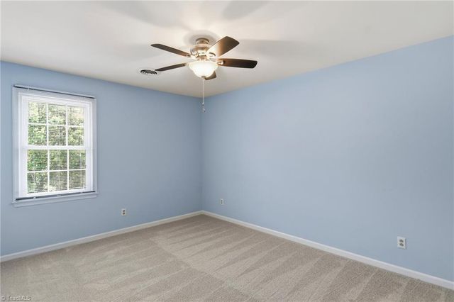 1384 Apple Cross Court, Kernersville, NC 27284