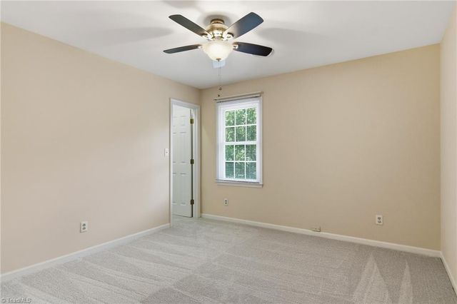 1384 Apple Cross Court, Kernersville, NC 27284