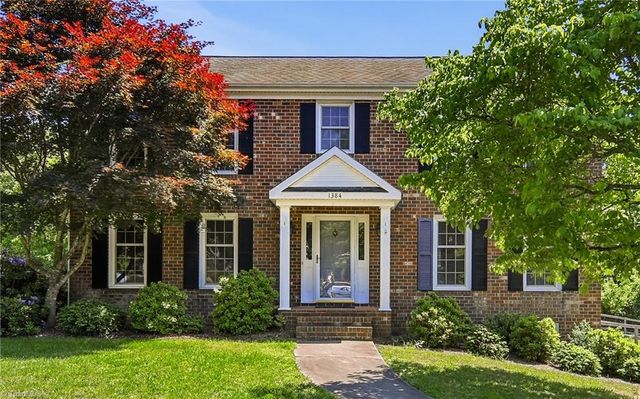 1384 Apple Cross Court, Kernersville, NC 27284