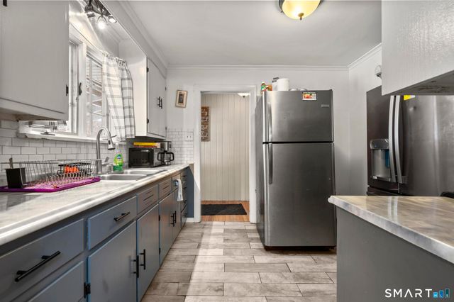 334 Oxford Road, Oxford, CT 06478