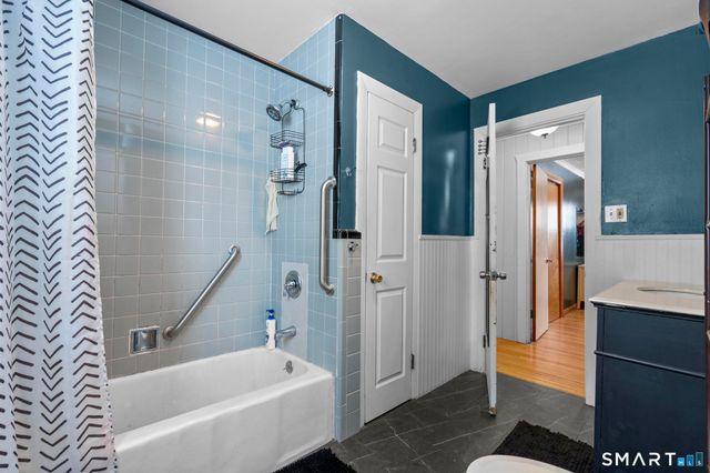 334 Oxford Road, Oxford, CT 06478