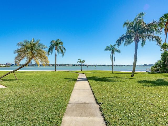 800 S GULFVIEW BOULEVARD 305, Clearwater Beach, FL 33767