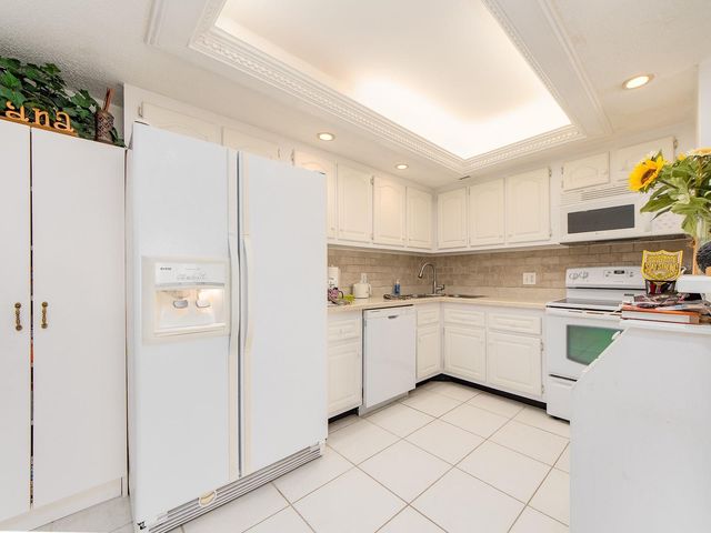800 S GULFVIEW BOULEVARD 305, Clearwater Beach, FL 33767