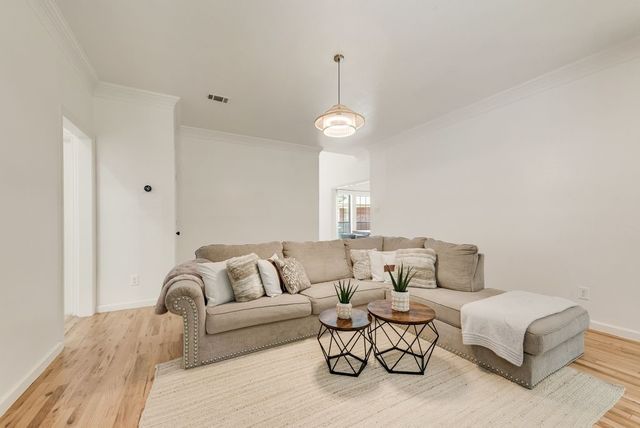 2422 Black Spruce Court, Arlington, TX 76001