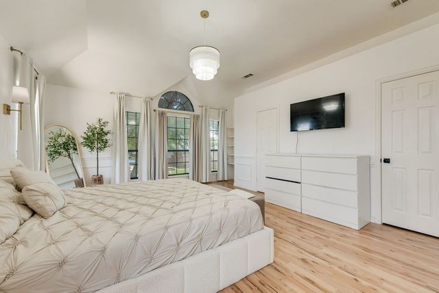 2422 Black Spruce Court, Arlington, TX 76001