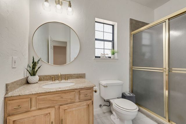 2422 Black Spruce Court, Arlington, TX 76001