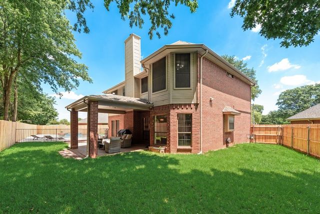 2422 Black Spruce Court, Arlington, TX 76001