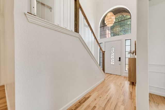 2422 Black Spruce Court, Arlington, TX 76001