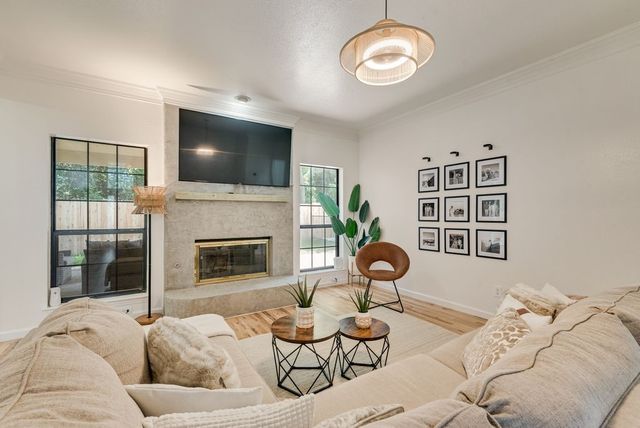 2422 Black Spruce Court, Arlington, TX 76001