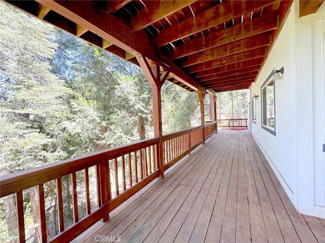 292 N Fairway, Lake Arrowhead, CA 92352
