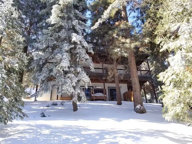 292 N Fairway, Lake Arrowhead, CA 92352