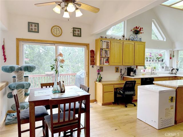 292 N Fairway, Lake Arrowhead, CA 92352