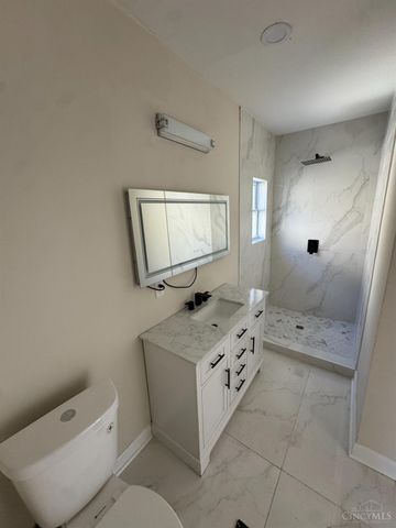 1739 Holloway Avenue, Cincinnati, OH 45207