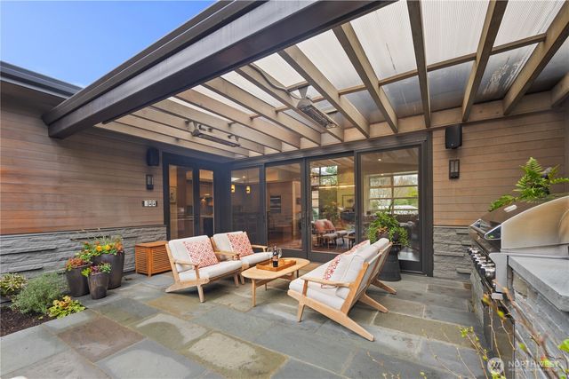 1437 Broadmoor Drive E, Seattle, WA 98112