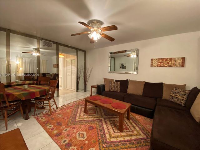 1050 Atlantic Shores Blvd 204, Hallandale Beach, FL 33009