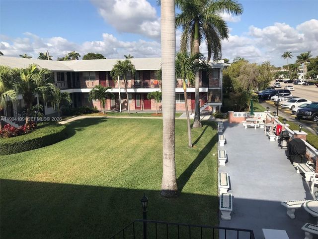 1050 Atlantic Shores Blvd 204, Hallandale Beach, FL 33009