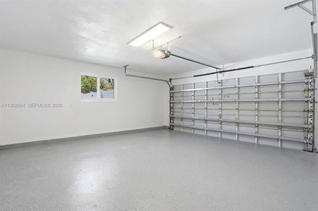 5711 NE 20th Ter, Fort Lauderdale, FL 33308