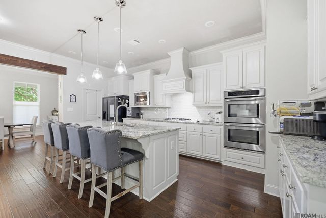 15668 Green Trails Blvd, Baton Rouge, LA 70817